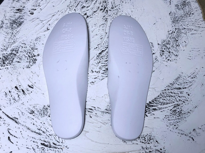 Travis Scott x Air Jordan 6 “Medium Olive” CN1084-200