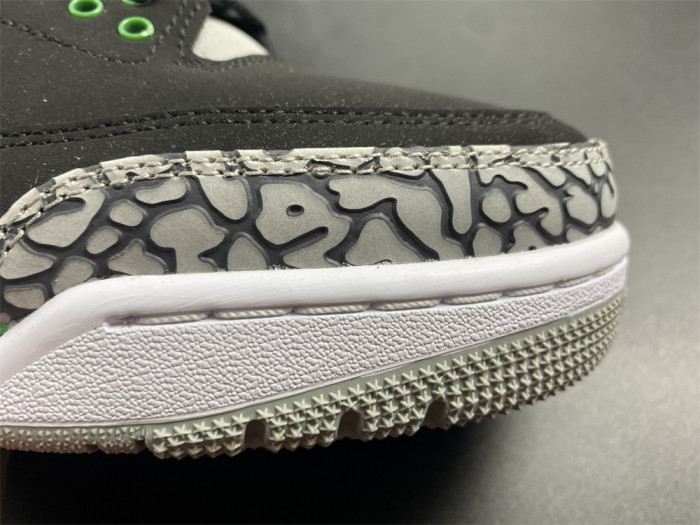 Air Jordan 3 “Pine Green” CT8532-030