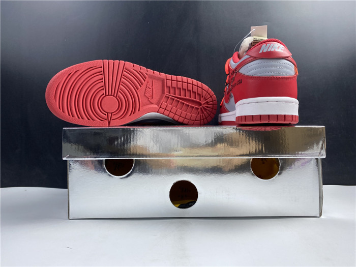 OFF-WHITE x Dunk Low
