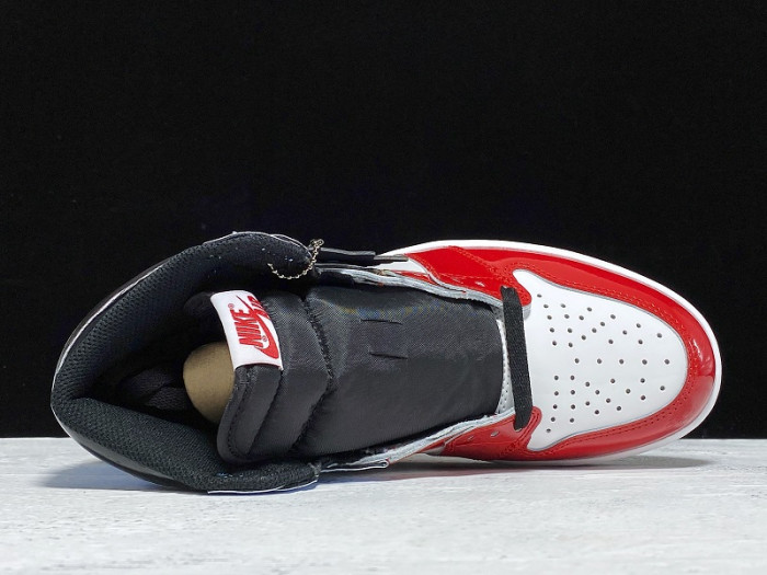 Air Jordan 1 Retro High OG “Fearless” CK5666-100