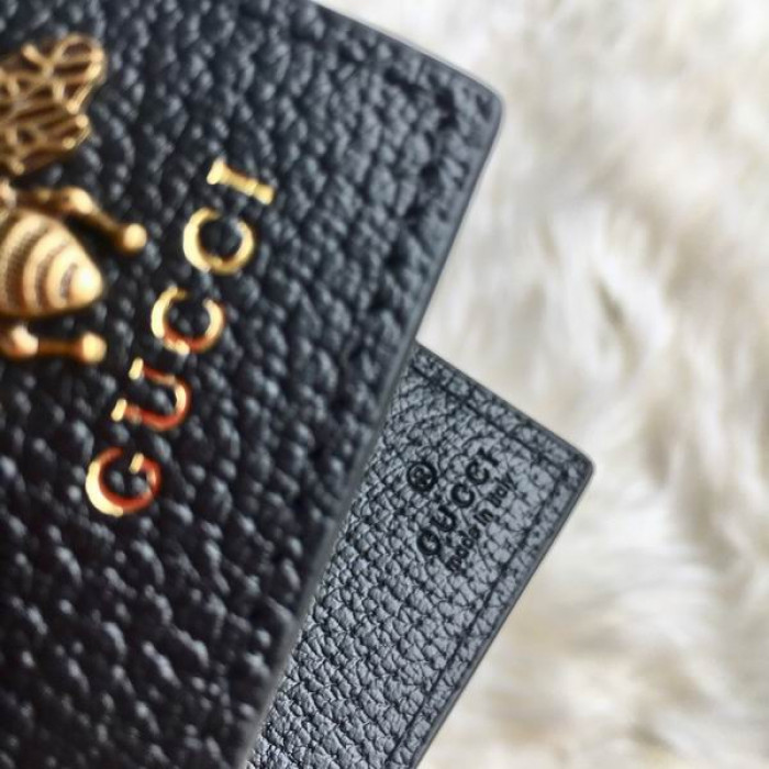 G*u*i wallet 523664 11*9