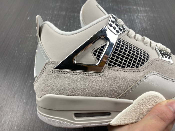 Air Jordan 4 “Frozen Moments” AQ9129-001