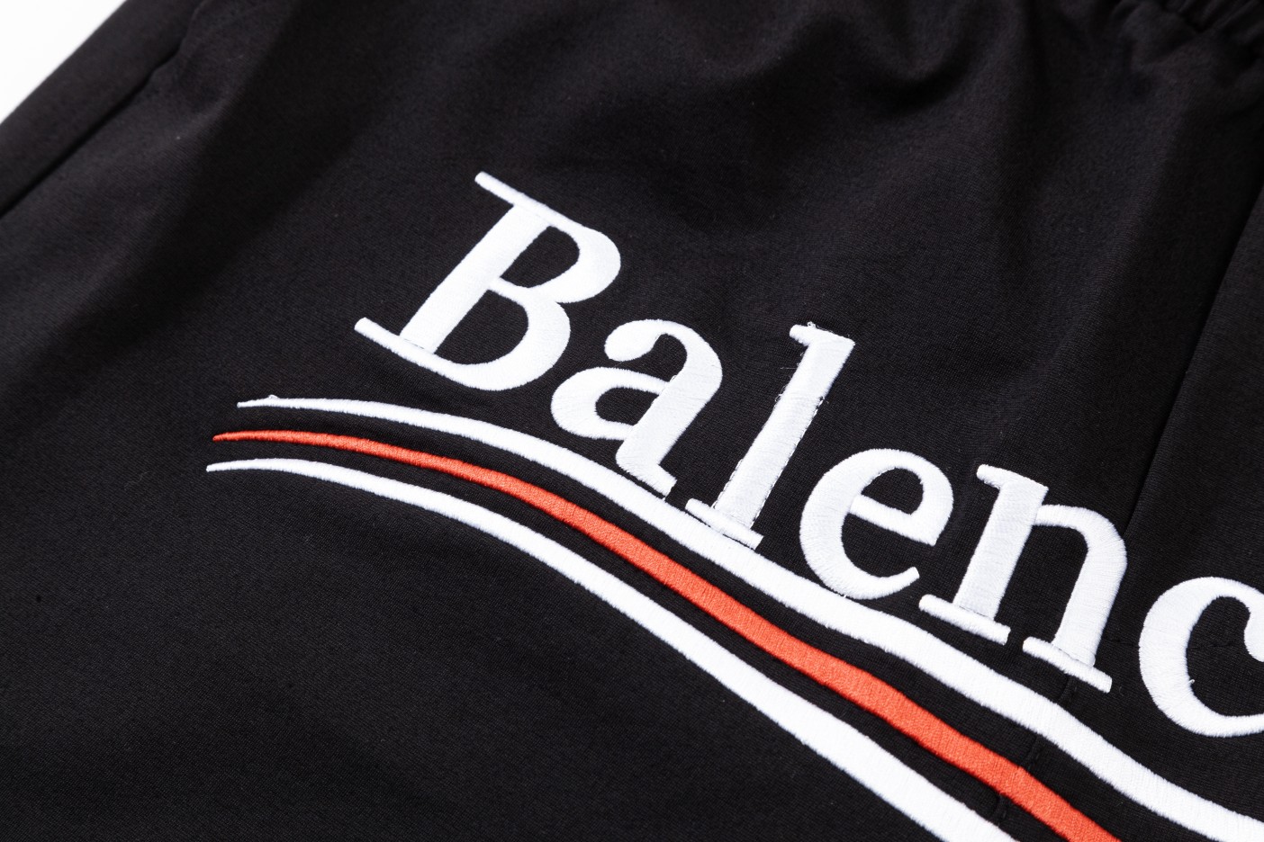 Ba*len*cia*ga shorts