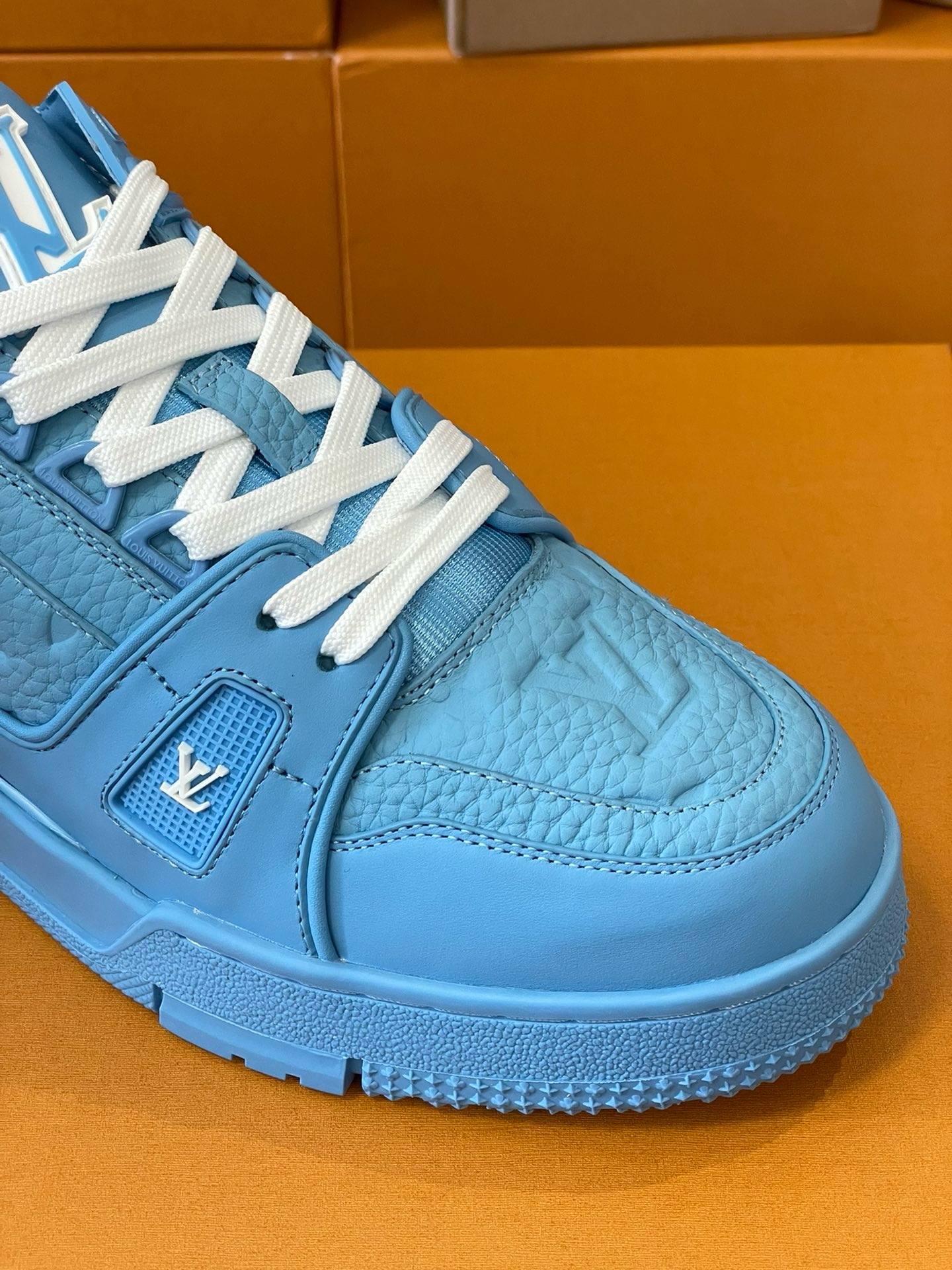 Loui Vuitto TRAINER SNEAKER