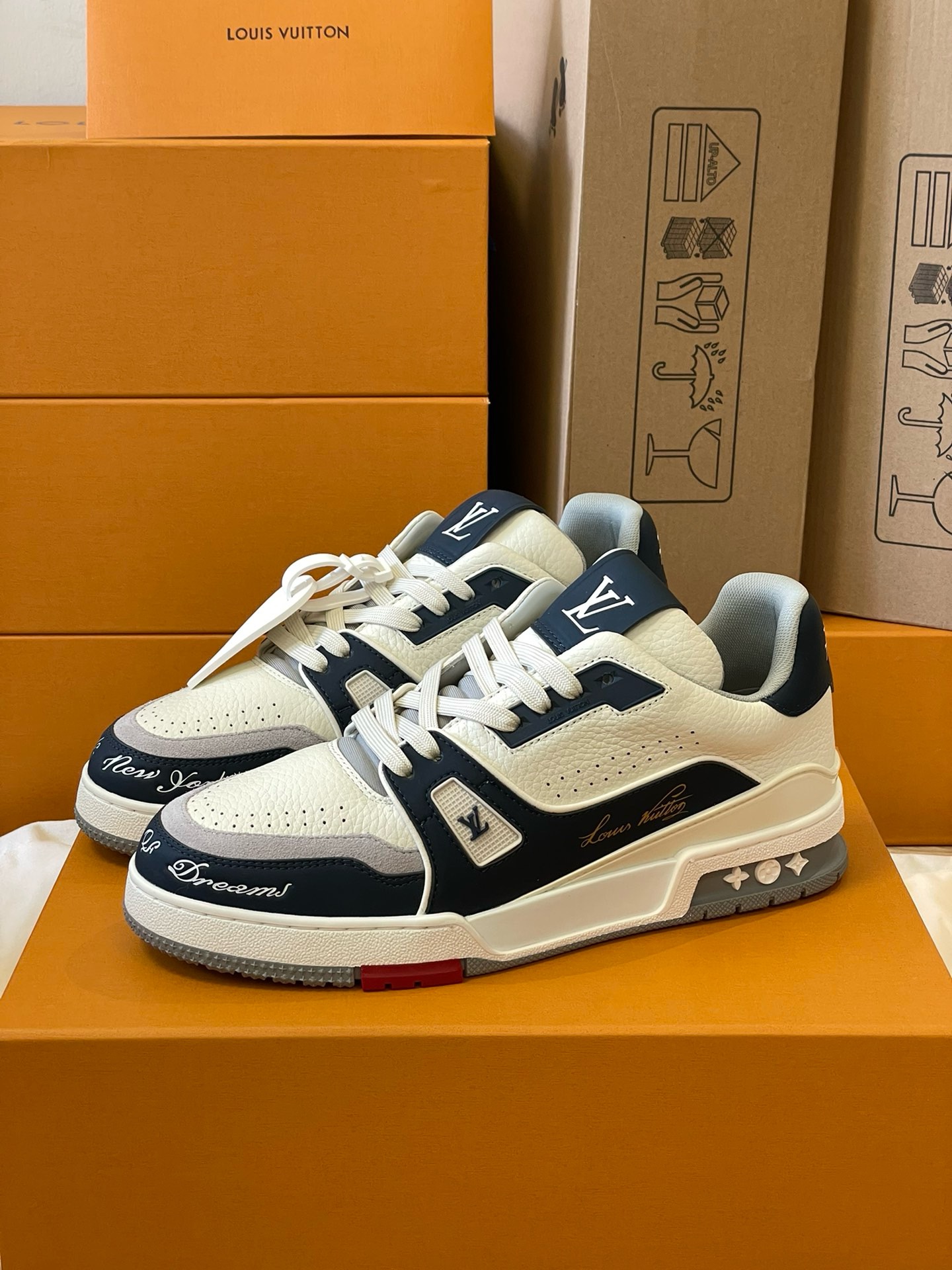 Loui Vuitto TRAINER SNEAKER