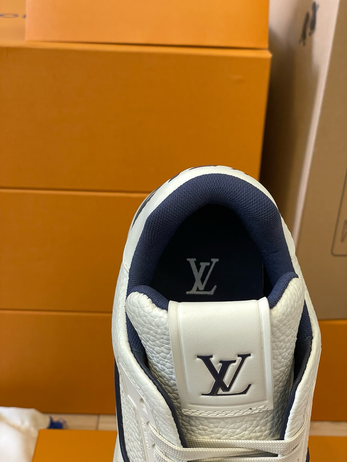 Loui Vuitto TRAINER SNEAKER